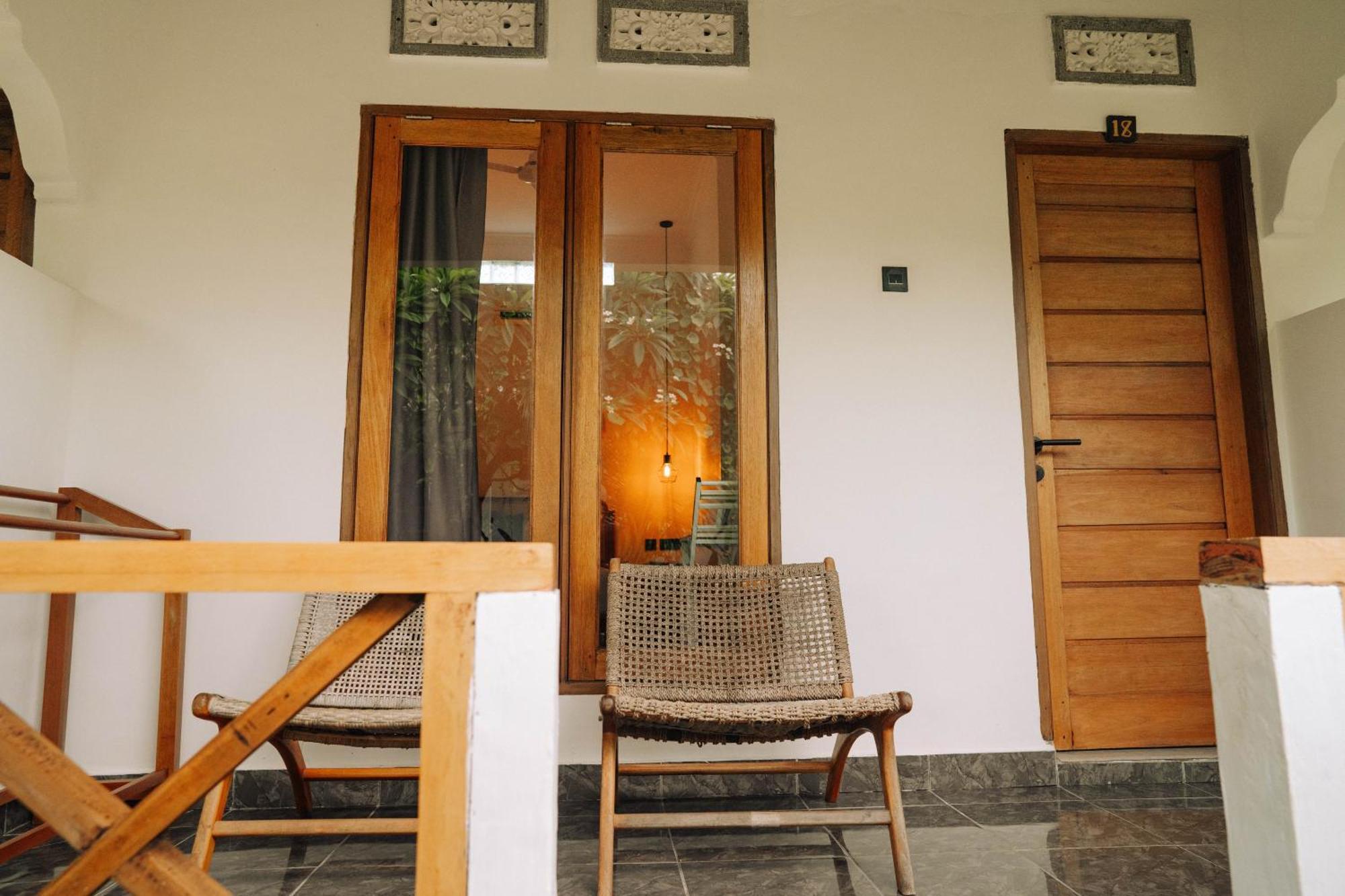 The Confidential Mandalika Hotel Kuta  Bagian luar foto