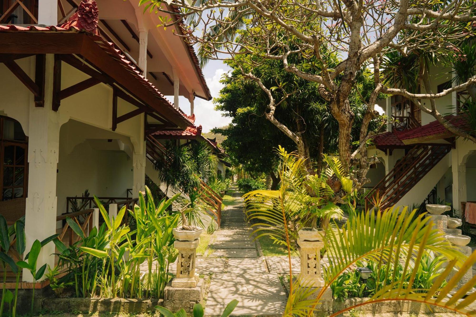 The Confidential Mandalika Hotel Kuta  Bagian luar foto
